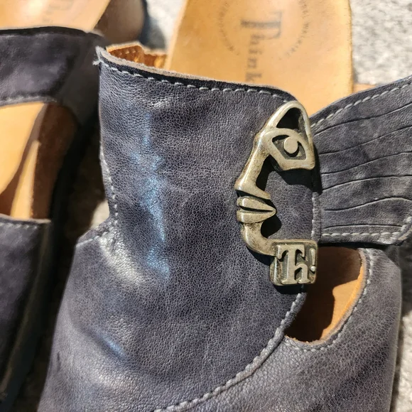 Think! Dark Blue Leather Sandals with Artistic Buckle - Picture 3 of 6
